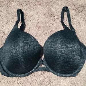 32DD Victoria Secret T-shirt Bra